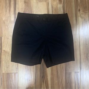Talbots Relaxed Chino Shorts Black Womens 10 Mid Rise 7" Inseam Cotton Blend